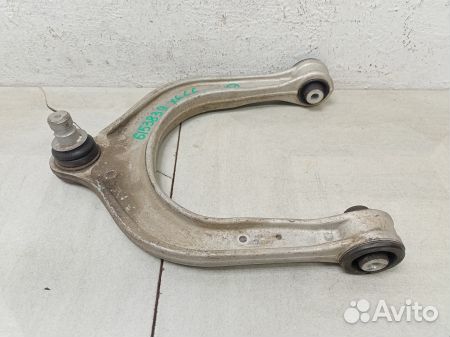 Рычаг передний правый поперечный