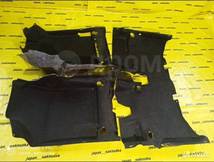 Ковролин тойота аква