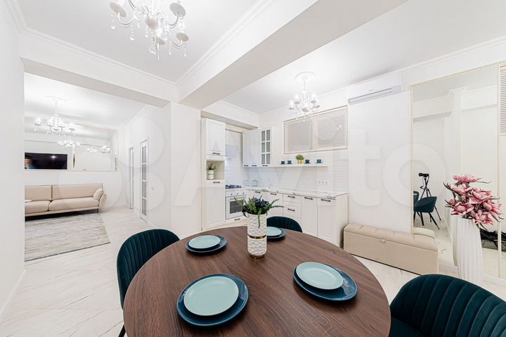 3-к. квартира, 75 м², 2/20 эт.