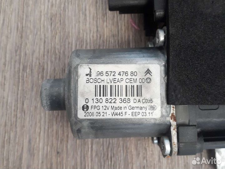 Стеклоподъемник передний левый Пежо 308