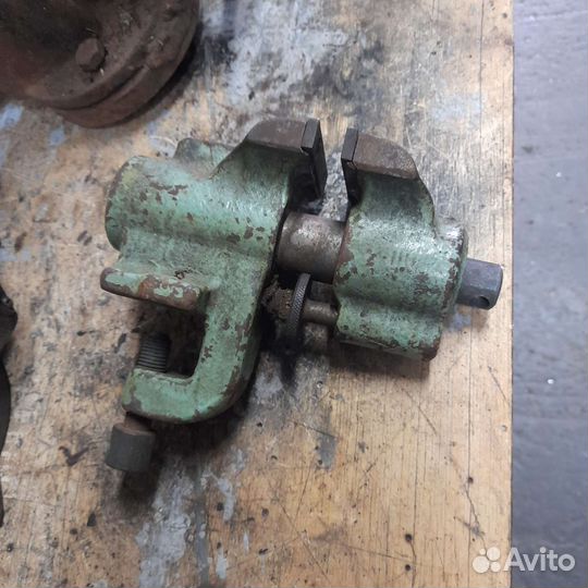 Тиски