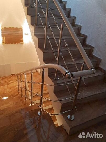 Ограждения, перила лестниц из нержавеющей стали