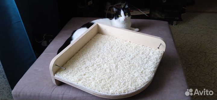 Лежанка для кошек