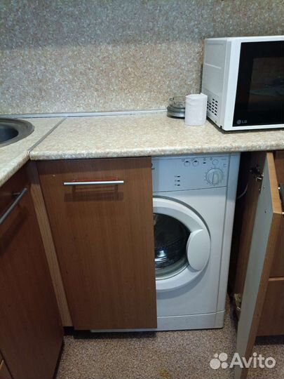 Кухонный гарнитур угловой бу для маленькой кухни