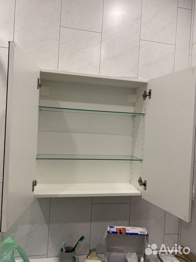 Продается Шкаф IKEA зеркальный