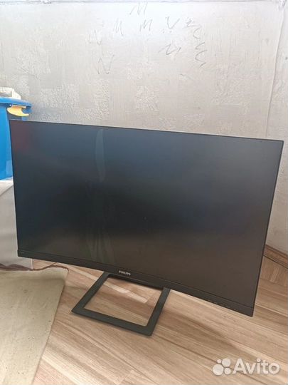 Монитор philips 32, сломанный