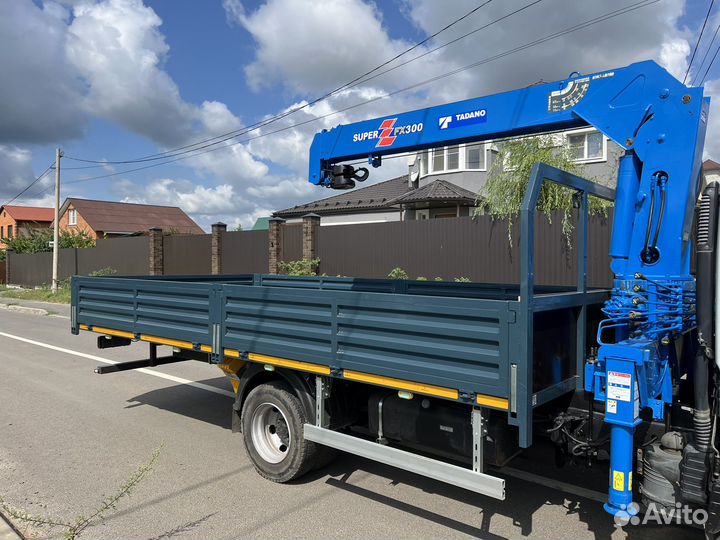 Mitsubishi Fuso Canter с КМУ, 2013