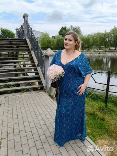 Вечернее платье