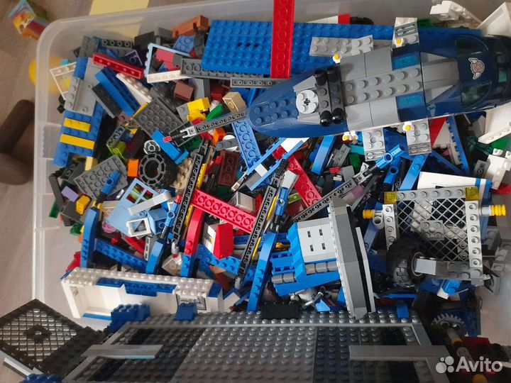 Lego оригинал, вес без коробки 7 кг