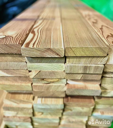 Доски лиственницы 50x140 мм, обработанные камерной сушкой