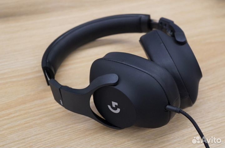 Игровая гарнитура Logitech G PRO новая, 981-000721