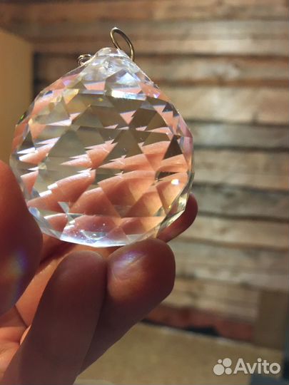 Переливающиеся кристаллы