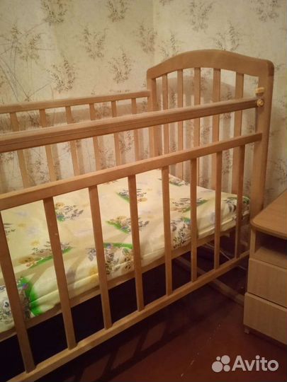 Детская кроватка