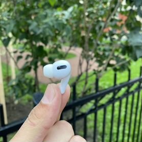 Airpods pro правый