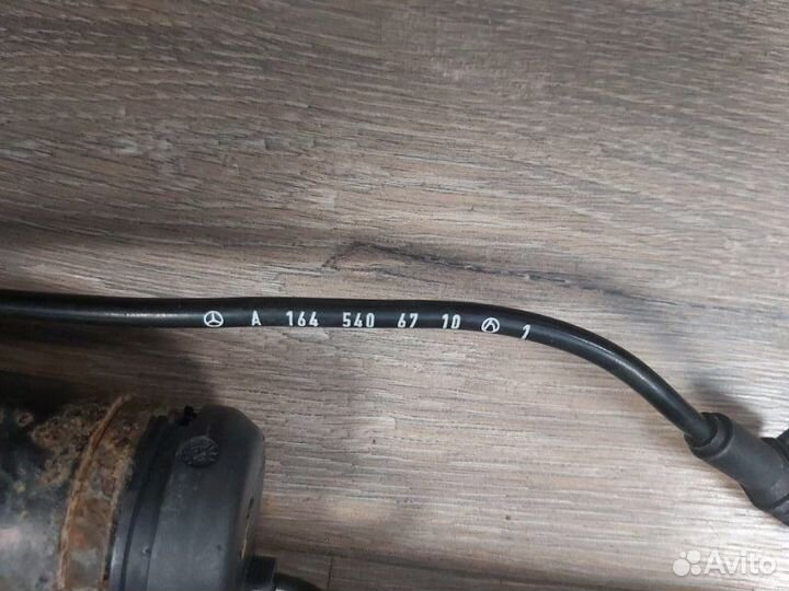 Амортизатор задний Mercedes Gl 500 4Matic 166