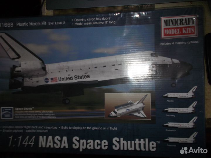 Модель самолетов и вертолета