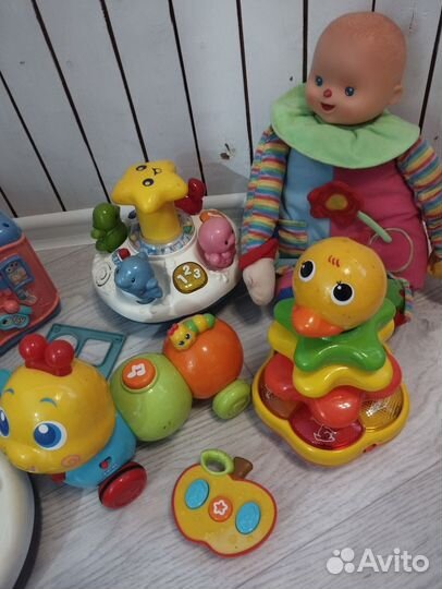 Развивающие игрушки для малышей