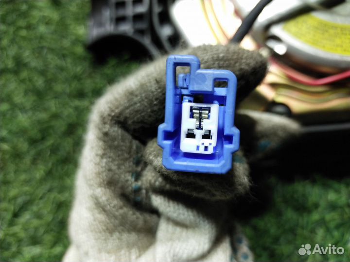 Подушка безопасности в рулевое колесо Kia