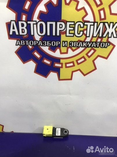 Датчик airbag Kia Cerato 3