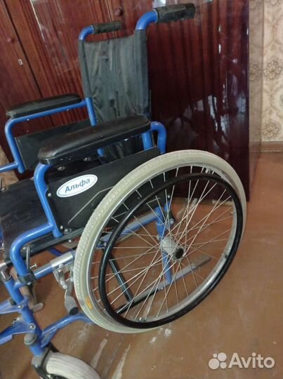 Инвалидная коляска