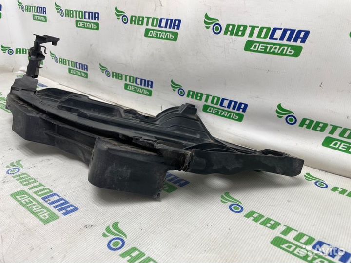 Кронштейн фары передний левый Volkswagen Golf Vi