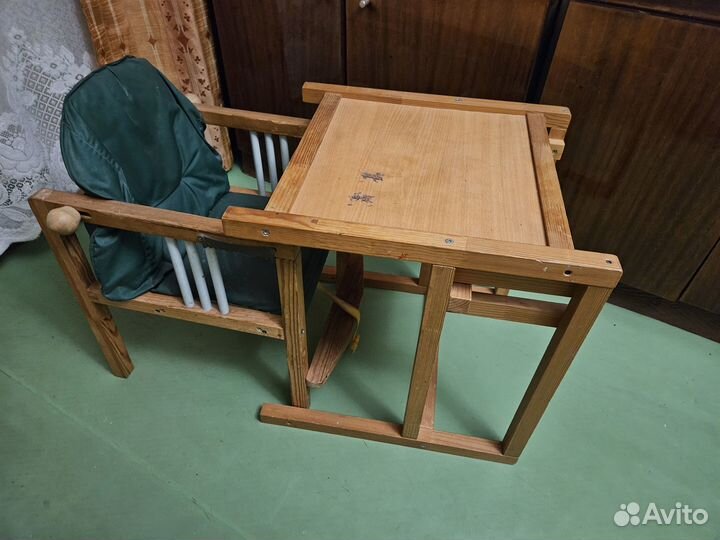 Детский столик со стульчиком