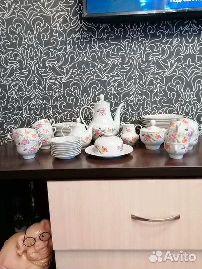 Чайный сервиз гдр на 12 персон