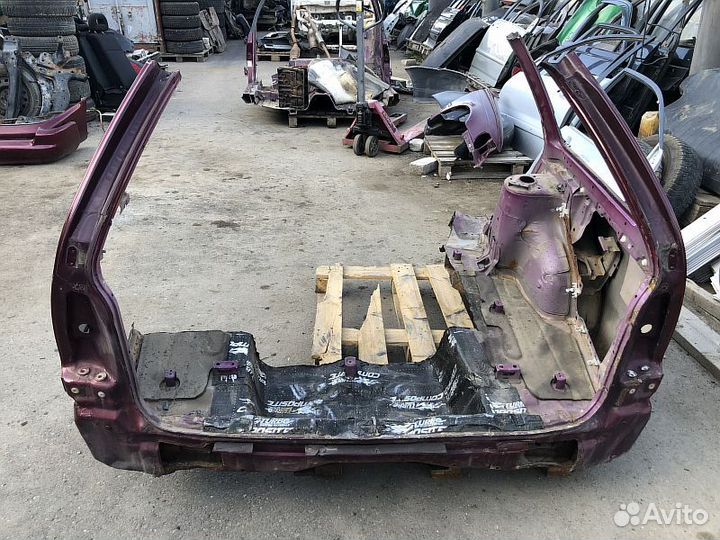 Заднее крыло универсал Toyota Corolla CE101