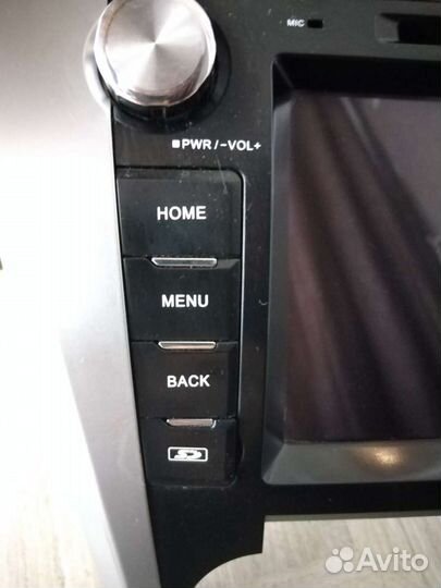 Продается Автомагнитола