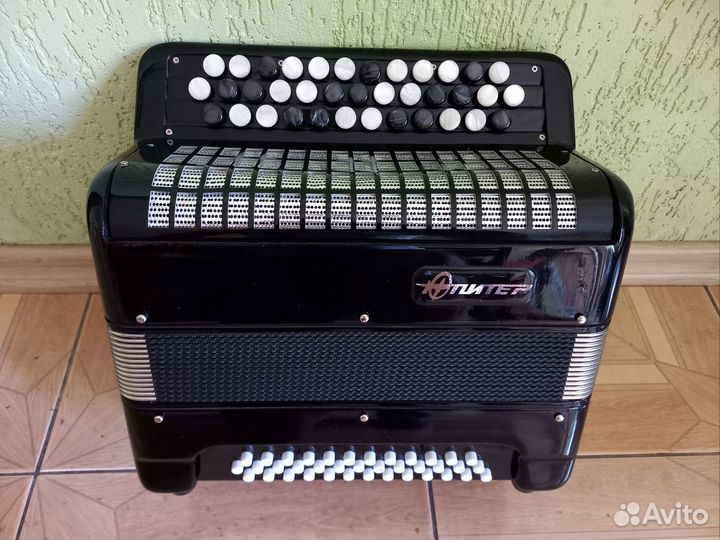 Баян юпитер 1д