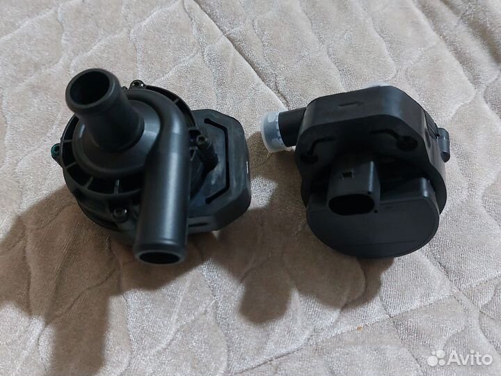 Насос циркуляции Mercedes