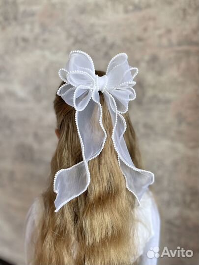 Белые банты на 1 сентября пышные