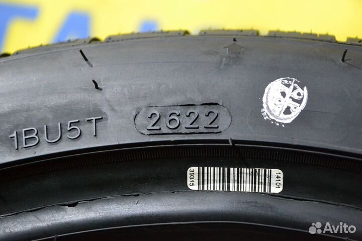 Tourador Winter Pro TSU1 265/35 R18 97V