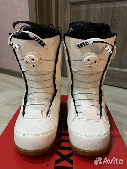 Ботинки для сноуборда Deeluxe