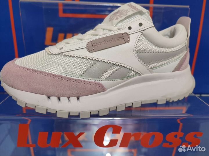 Кроссовки Reebok Classic Leather Legacy женские
