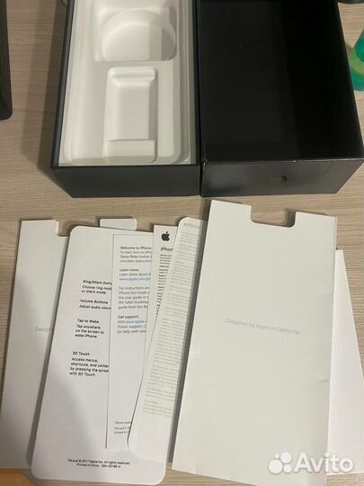 Коробка от iPhone 7 plus