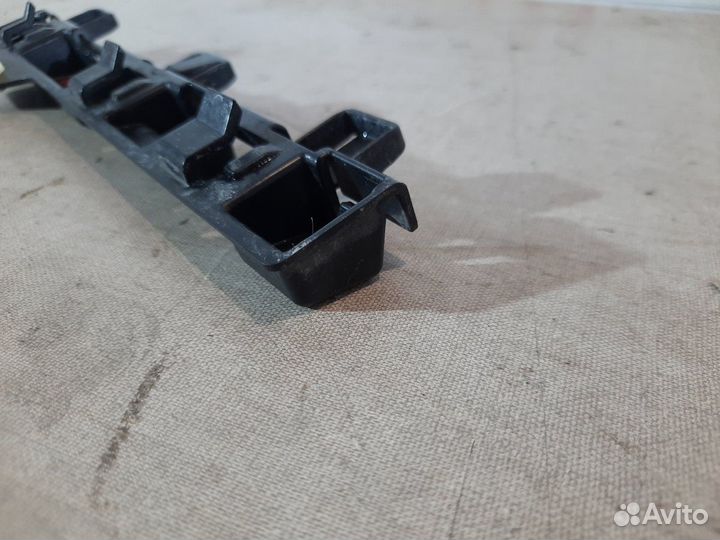 Кронштейн порога правый Bmw 335 F30 N55B30A-M230