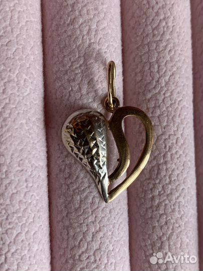 Золотые кулоны 585