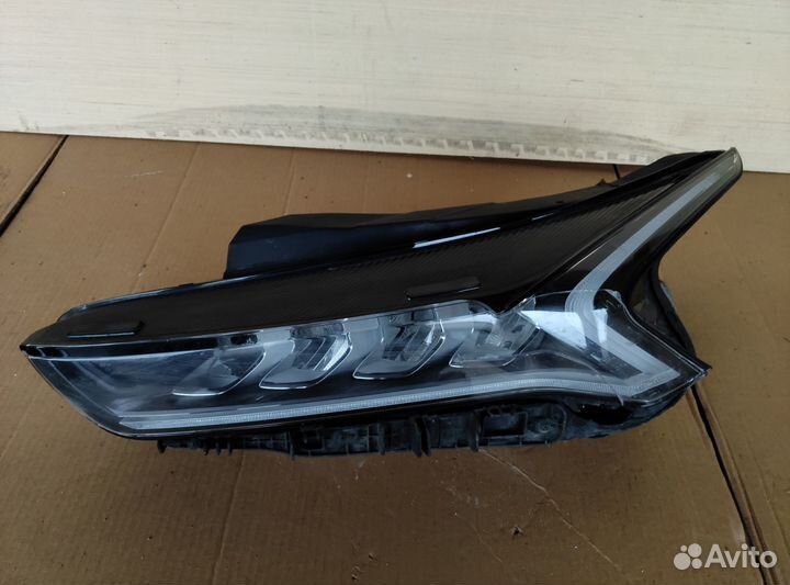 Kia K5 с 20 фара левая