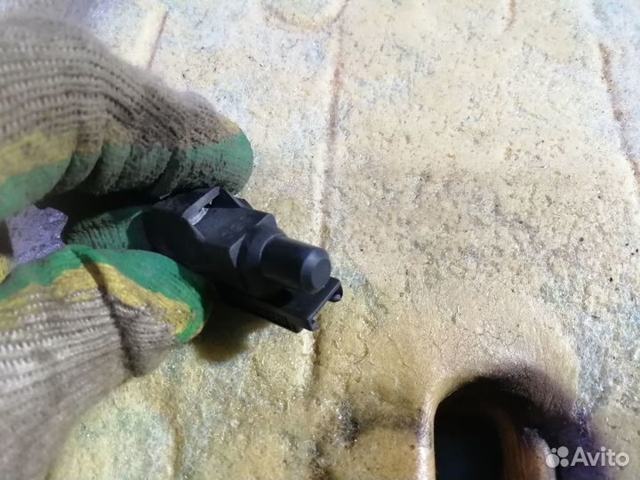 Датчик наружной температуры Toyota Mitsubishi