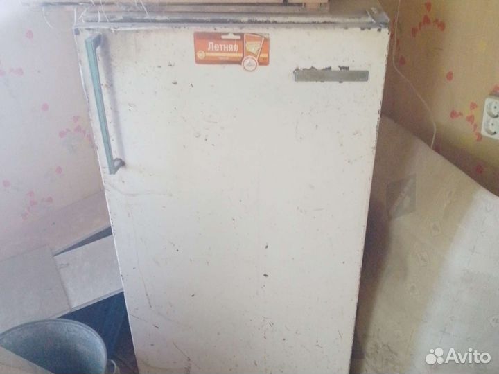 Холодильник бу маленький