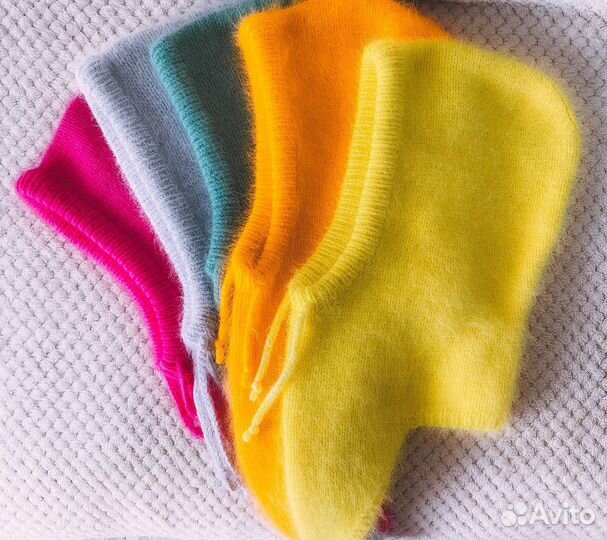 Вяжу шапки, капор, бактус, варежки, шапка эльфик