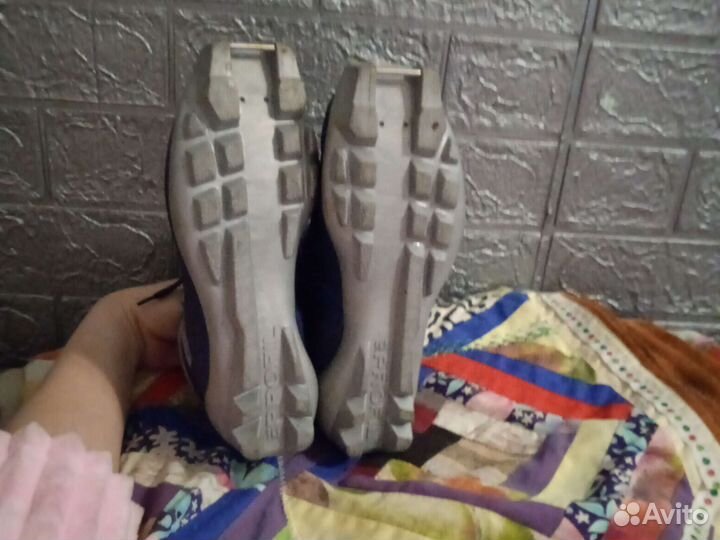 Лыжные ботинки