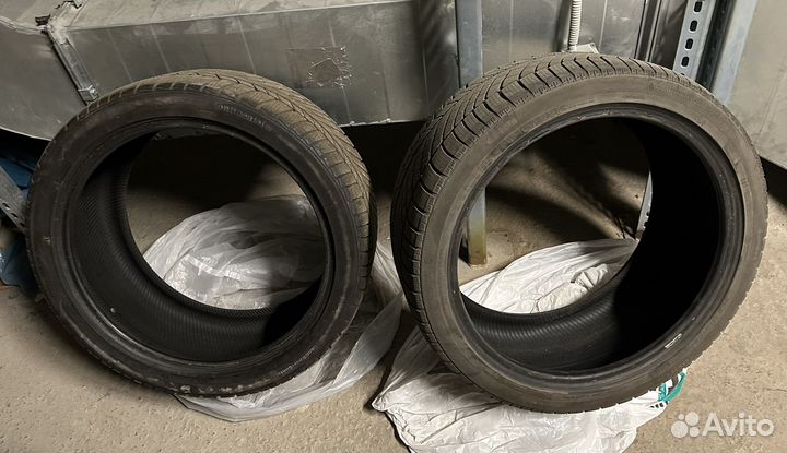 Continental ContiWinterContact TS 830 P 285/35 R20 104V