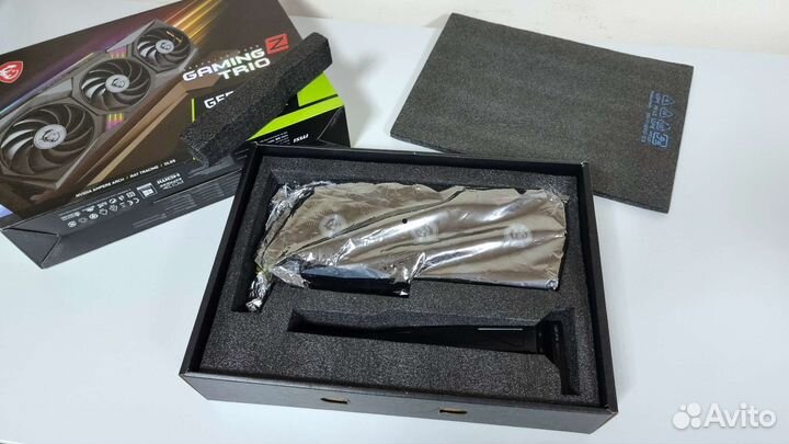 MSI GeForce RTX 3070 Gaming Z Trio (LHR)