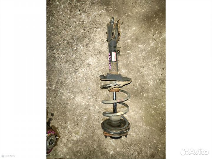 Стойка на nissan xtrail NT30