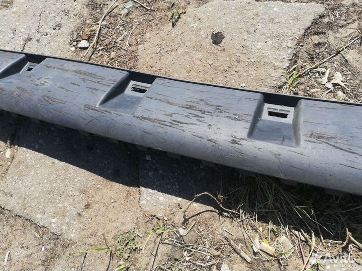 Накладка порога Рено Дастер