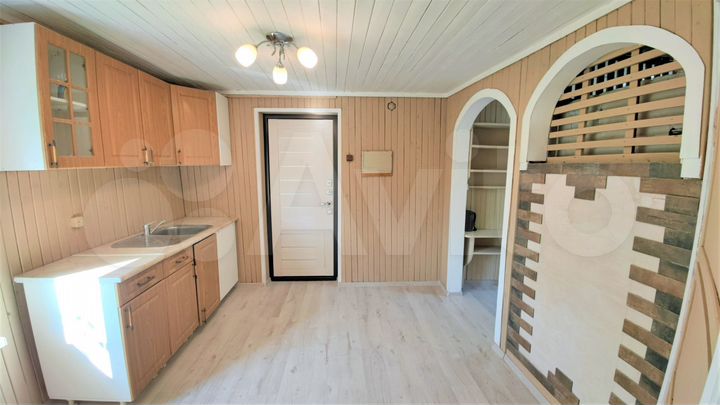 Дом 68 м² на участке 6 сот.