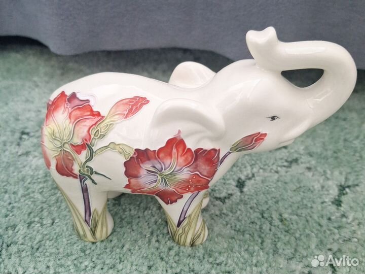 Статуэтки pavone