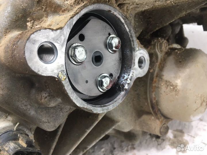 Раздатка Nissan Armada 5.6 2008